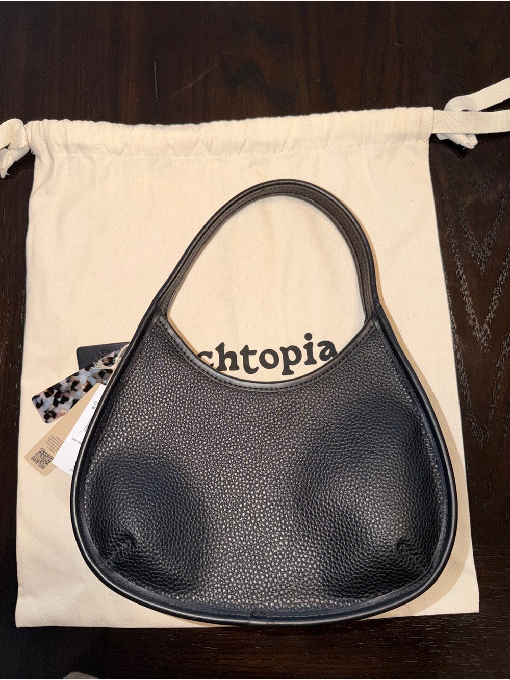NWT Coach- Coachtopia Ergo Bag in Pebbled Leather - Black